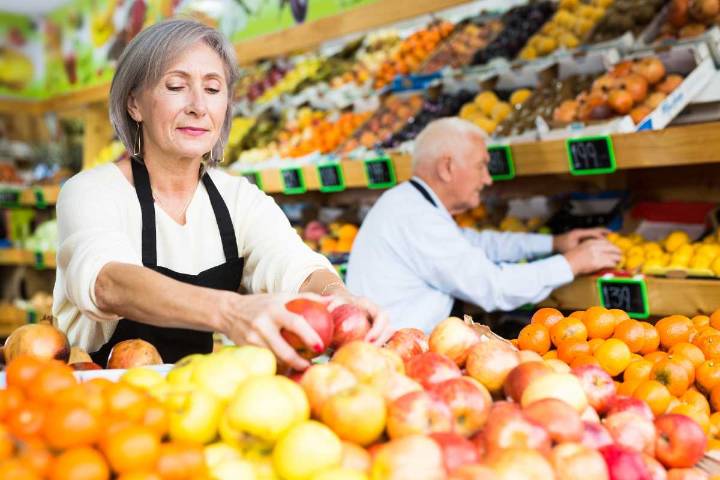 Trabajar con Seguro Social en 2025 ¿Es conveniente?