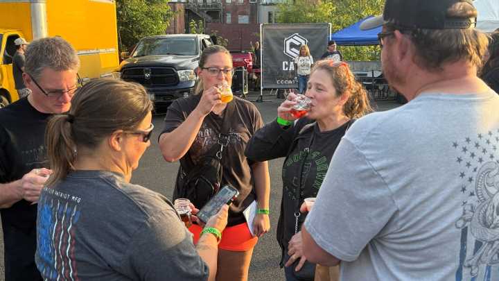 Crowd comes for local tastings