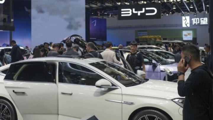 México se separa de China y Rusia con aranceles; autos chinos, el primer objetivo