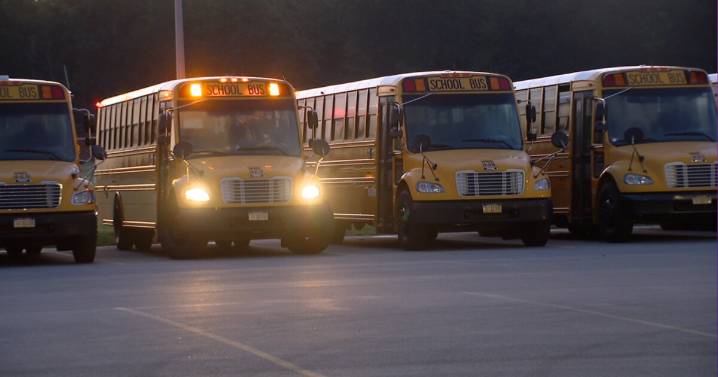 Sweet Home schools roll out electric buses as students head back