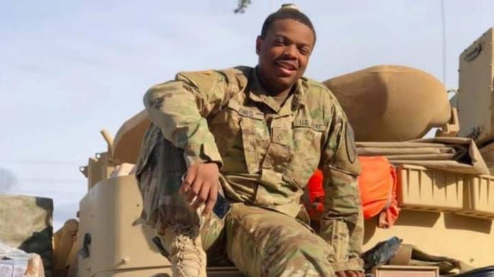 Judge dismisses murder case against former Fort Hood soldier, but plans to present charges again