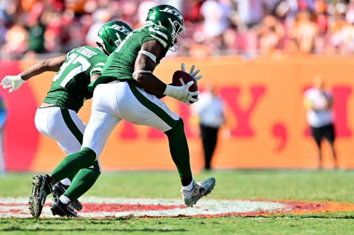 Aaron Glenn still confident the Jets can turn their season around following 0