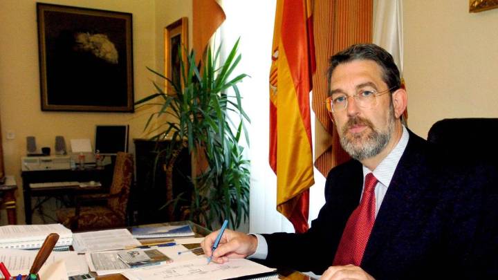 Fallece en un accidente de moto Agustín Ibáñez, exdelegado del Gobierno en Cantabria