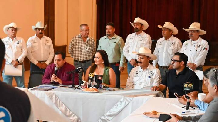 Invitan a lerdenses a la gran cabalgata Cimarrones Coahuila