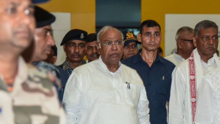 Congress holds CWC in Patna, deliberations to focus on Bihar polls, 'vote chori'