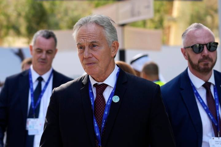 Trump allows former UK leader to organize Gaza peace plan