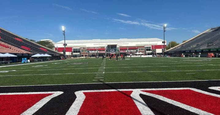 NIU Loses Low-Scoring Affair to Fall to 1