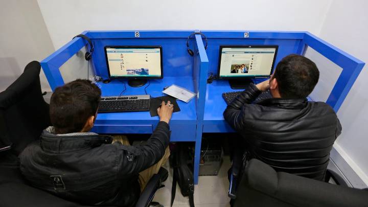 The UN mission appeals to the Taliban to restore internet access in Afghanistan : NPR