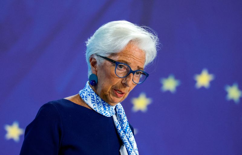 Italy close to exiting EU's excess deficit procedure, ECB's Lagarde says