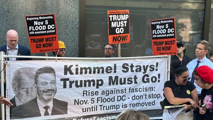 Supporters gather to protest Kimmel suspension