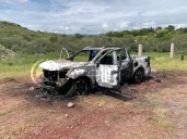 Se incendia pick up camino a la presa Chihuahua