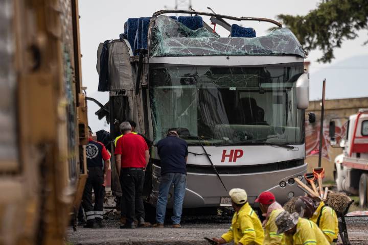 La Fiscalía arresta en Michoacán al conductor del autobús arrollado por un tren en Atlacomulco