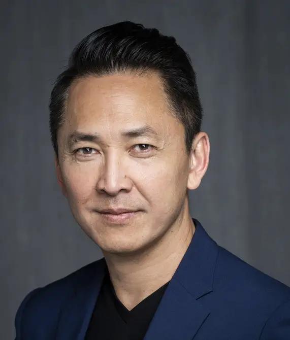 Pulitzer Prize-Winning Author Viet Thanh Nguyen to Deliver McCreight Lecture in Charleston on Vietnam War’s 50