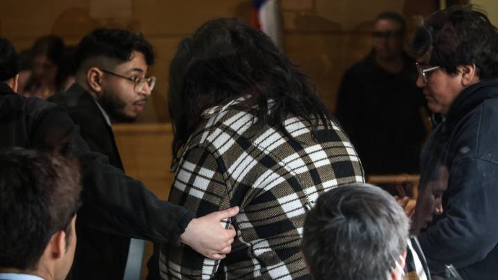 Amplían la detención de funcionarias del Registro Civil de Buin acusadas de millonario robo