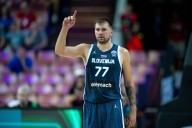 EuroBasket 2025: Spain's title defense in jeopardy with loss to Italy