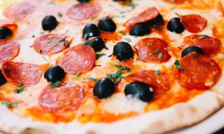 Food Safety Violations Found in Pizza Hut, Dominos & Local Pizzerias Across GHMC Areas