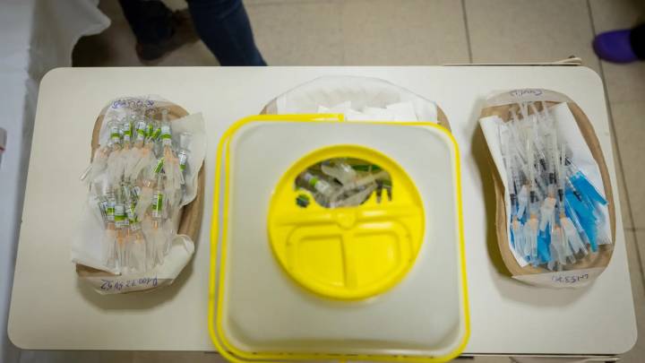 Las novedades en Aragón de la vacunación contra la gripe, covid y virus sincitial