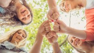 La importancia de los vínculos humanos: clave para una vida más saludable y longeva