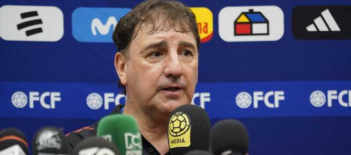 Néstor Lorenzo no les promete nada a los "apostadores del fracaso"