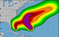 Tropical Imelda cerca de Florida; Humberto es huracán categoría 4