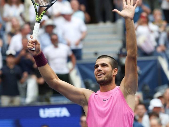 Carlos Alcaraz beats Novak Djokovic to reach U.S. Open final
