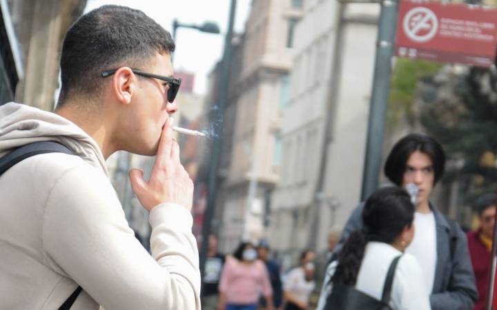 Alza en impuesto a cigarros detonará más el mercado negro y reducirá recaudación fiscal: Conainta