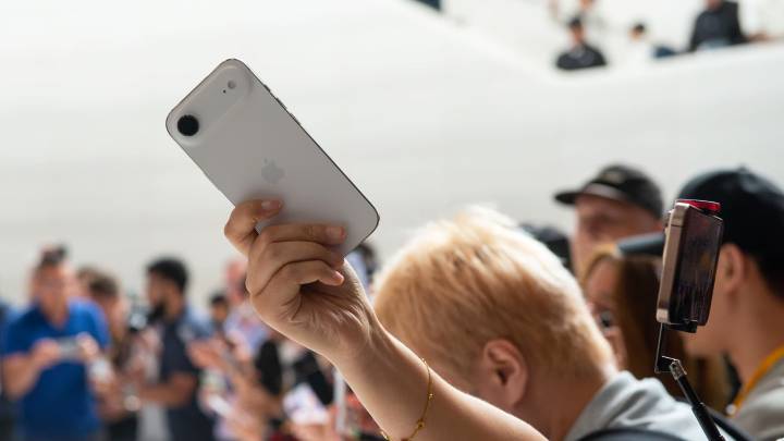 Apple iPhone Air's China release delayed