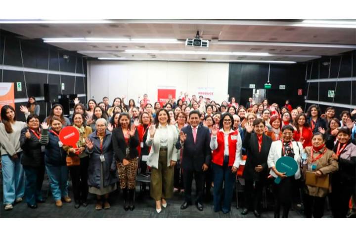 Impulsan participación y liderazgo de la mujer en "Encuentro de Mujeres Cooperativistas"