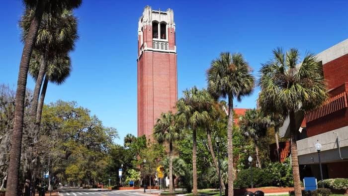 No gunshots fired at Smathers Library; police say incident is consistent with hoax calls