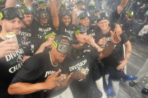 Mariners win AL West for 1st time in 24 years as Raleigh reaches 60 homers in 9