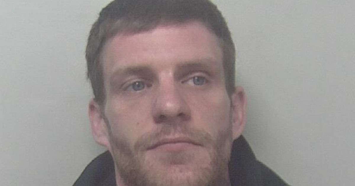 Police appeal to trace Kent man wanted on court warrant