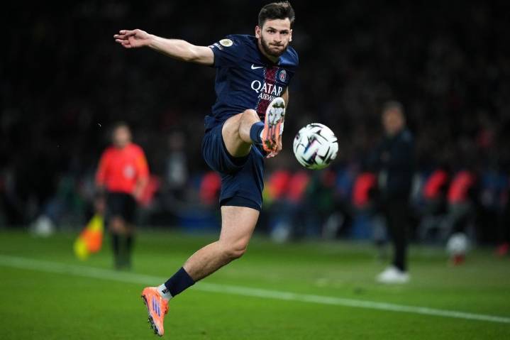 PSG’s Kvaratskhelia to miss Champions League game against Barcelona but Neves back