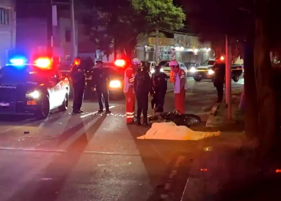 Motociclista perdió la vida tras derrapar en Segundo Anillo