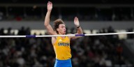 Higher and higher! The man called Mondo breaks pole vault world record for the 14th time