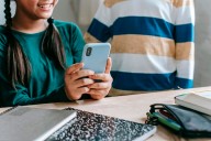El 45% de menores de entre 12 y 17 años sufre amenazas online y un 51% trata de reducir el uso de internet, según OCU