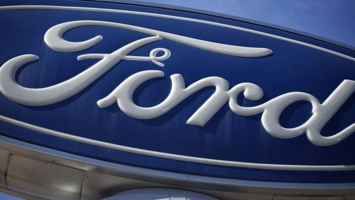 Alertan por falla en cámara trasera de más de 8 mil vehículos Ford en México