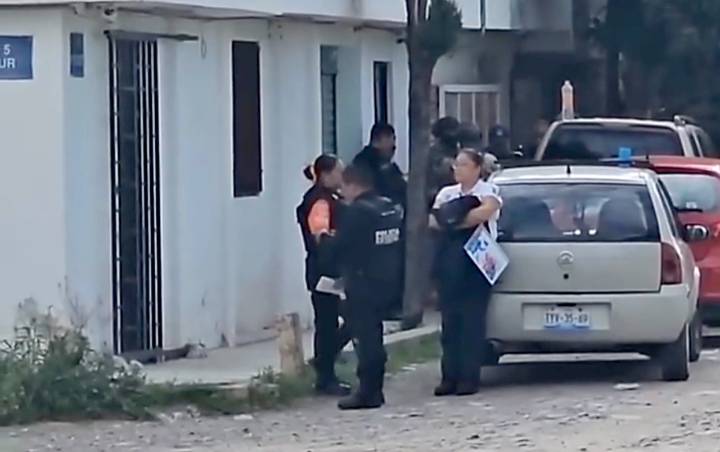 Hombre irrumpe en el domicilio de una mujer en Ocoyucan y la asesina de dos disparos
