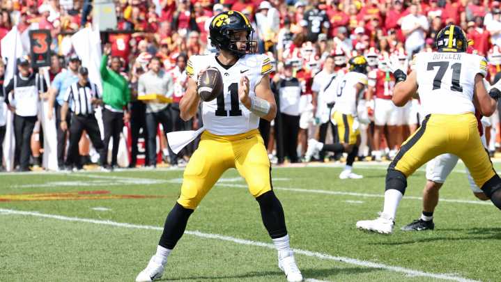 Is Ferentz's low-risk approach to blame for Iowa football's QB woes?