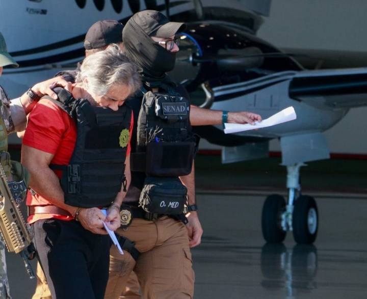 Llega a México el ‘Comandante H’; será recluido en el Altiplano