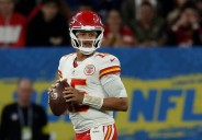 Top-Earning Mahomes Faces Crucial Chiefs Test