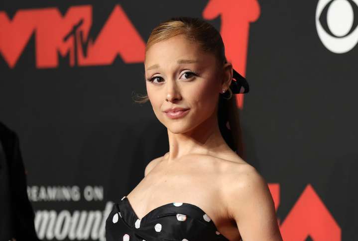 Ariana Grande draws White House ire for resharing Trump critique