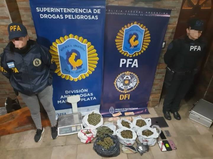 Utilizaban un bar como pantalla para vender droga en el barrio