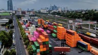 Trump to place import taxes on drugs, home furnishings and heavy trucks