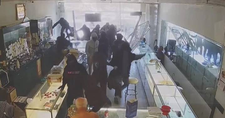 88-year-old San Jose jewelry store owner assaulted during smash