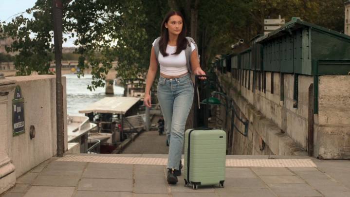 'Summer I Turned Pretty' Fans Question Logistics of Belly's Time in Paris
