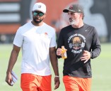 Browns QB handicap - team's old offensive line: Letter to the Editor