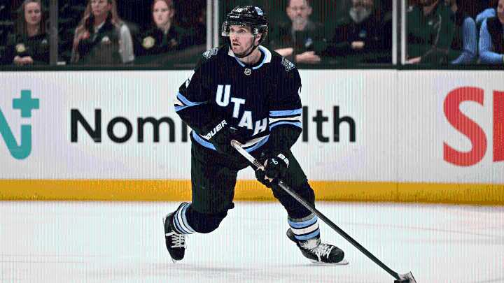 NHL Status Report: Kerfoot week to week for Mammoth with lower