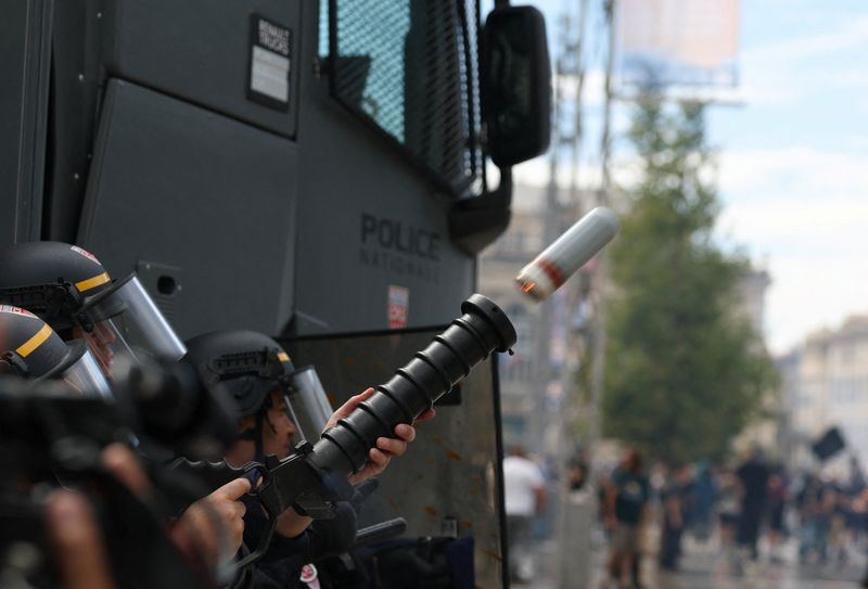 Protesters in France bid to 'Block Everything', scores arrested