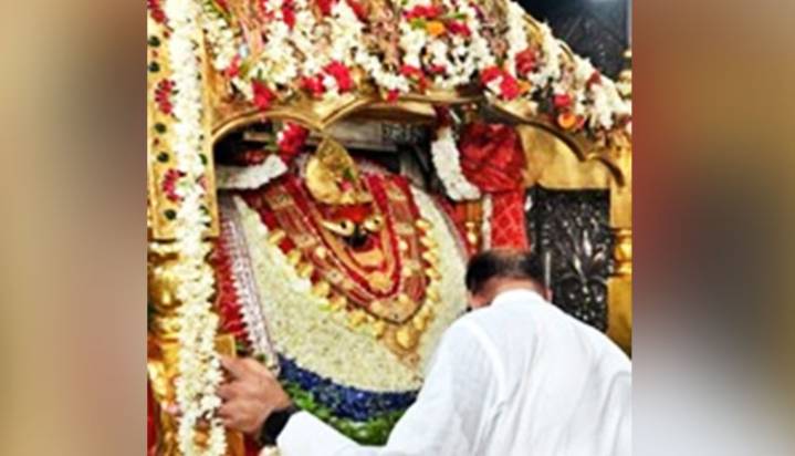 Spiritual Fervour Marks 3rd Day Of Navratri As Devotees Worship Maa Chandraghanta