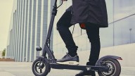 Conduce ebrio un patinete y atropella a una pareja de personas mayores en Pamplona